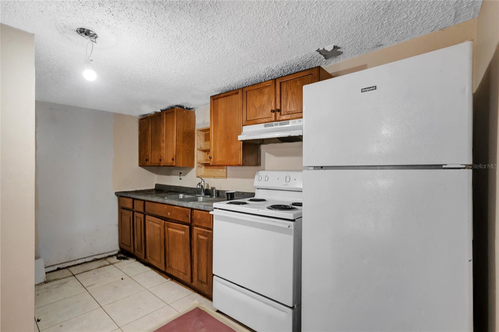 Listing photo id 7 for 7006 Palmetto Lane