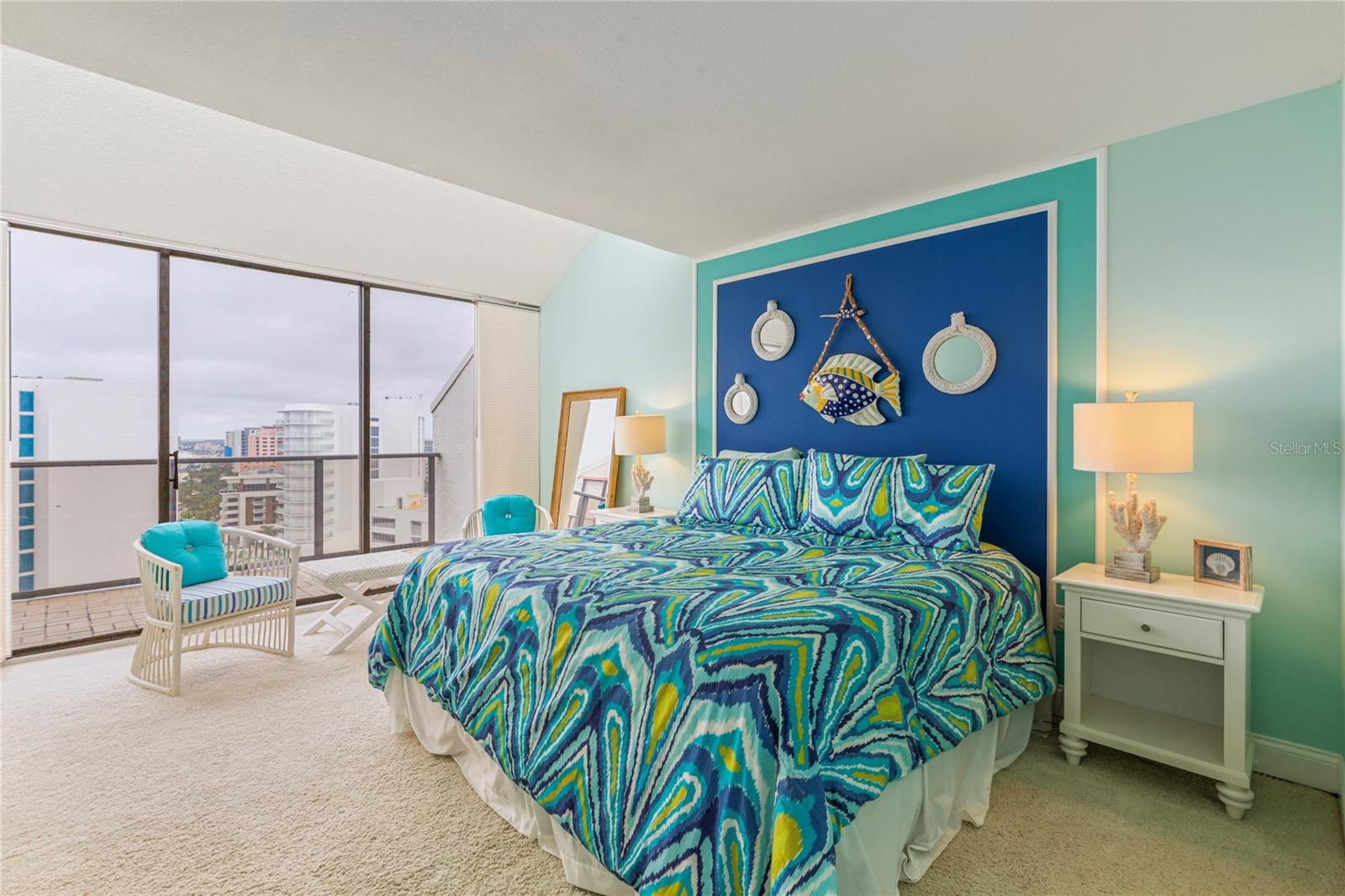 Image 30 of 45 For 440 Gulfview Boulevard 1705