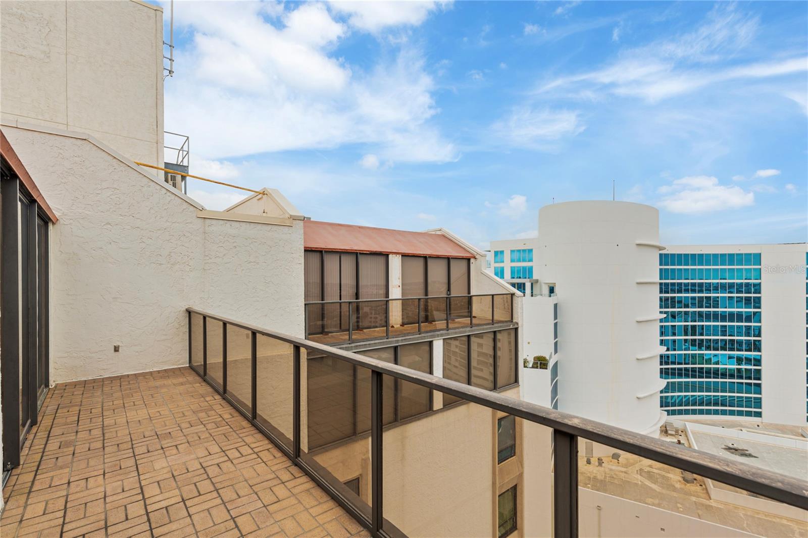 Image 41 of 45 For 440 Gulfview Boulevard 1705