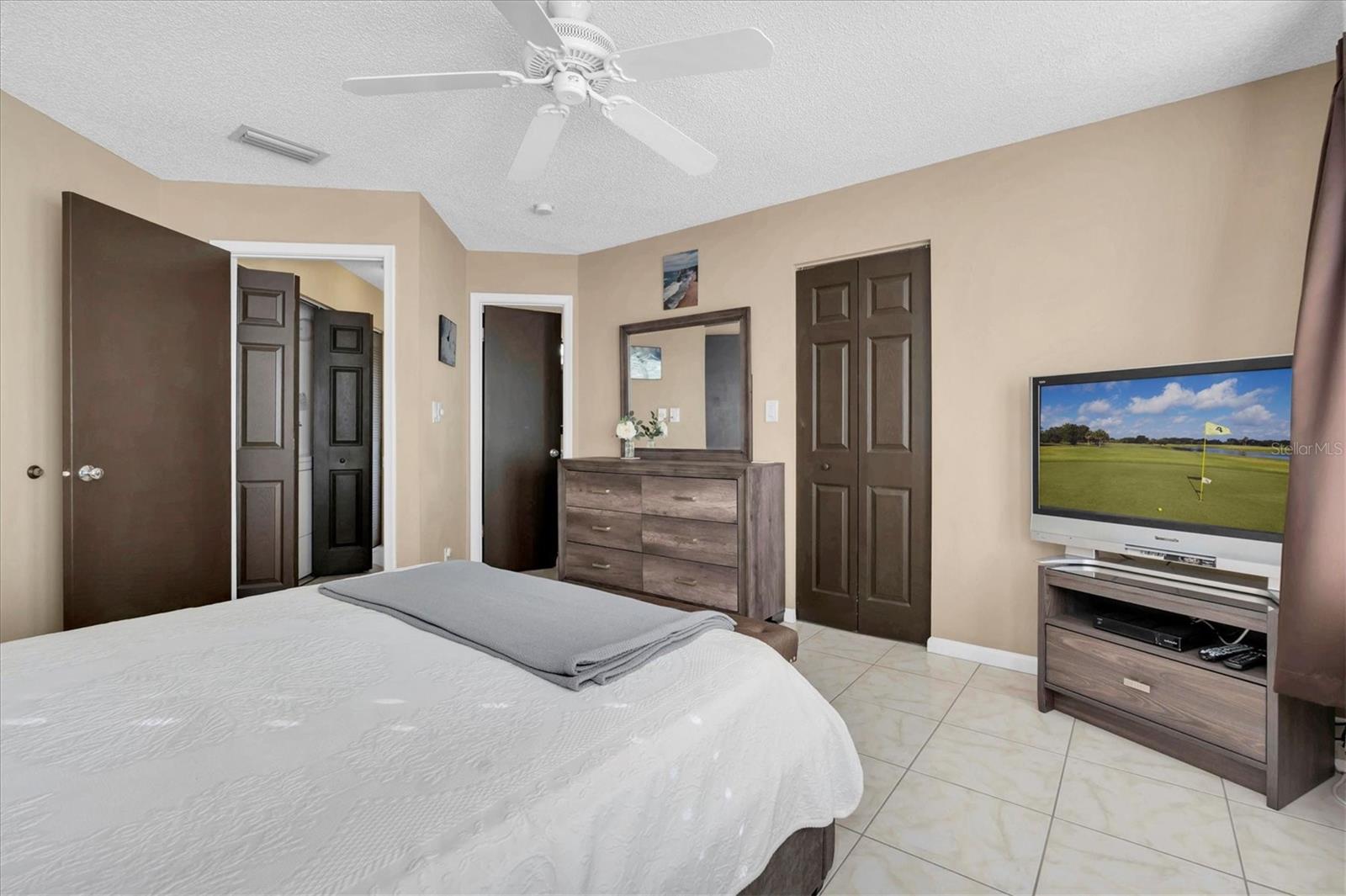 Image 27 of 38 For 6059 Bahia Del Mar Boulevard 238