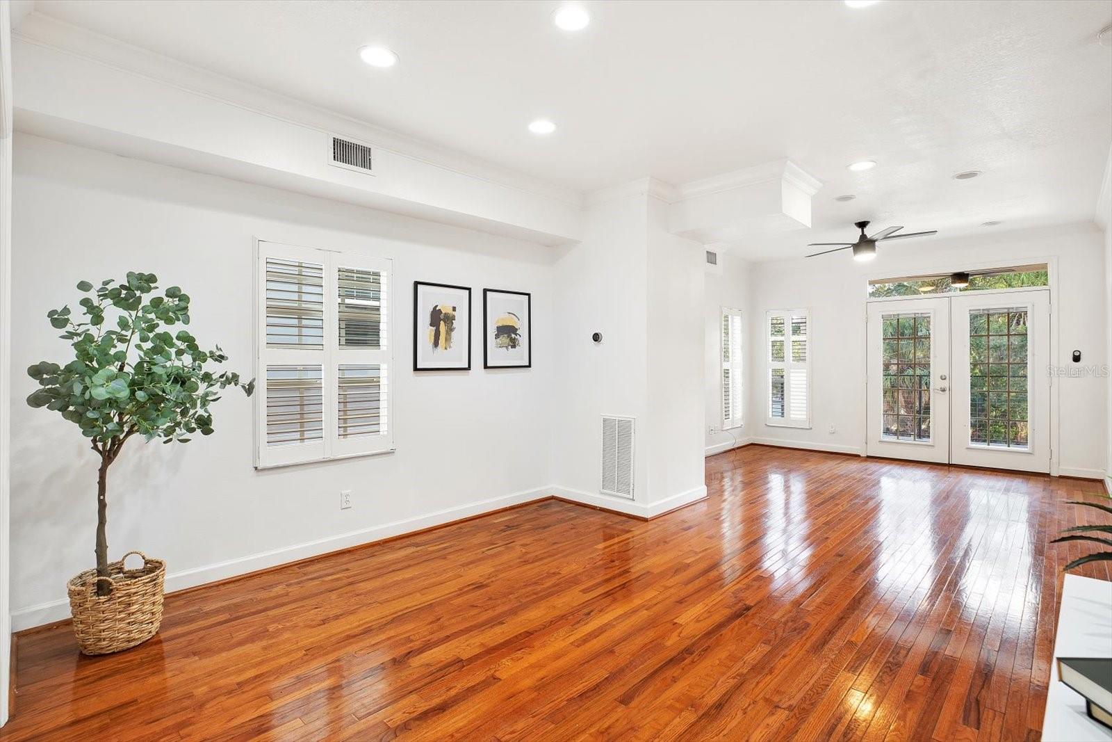 Image 12 of 40 For 3006 Julia Street C