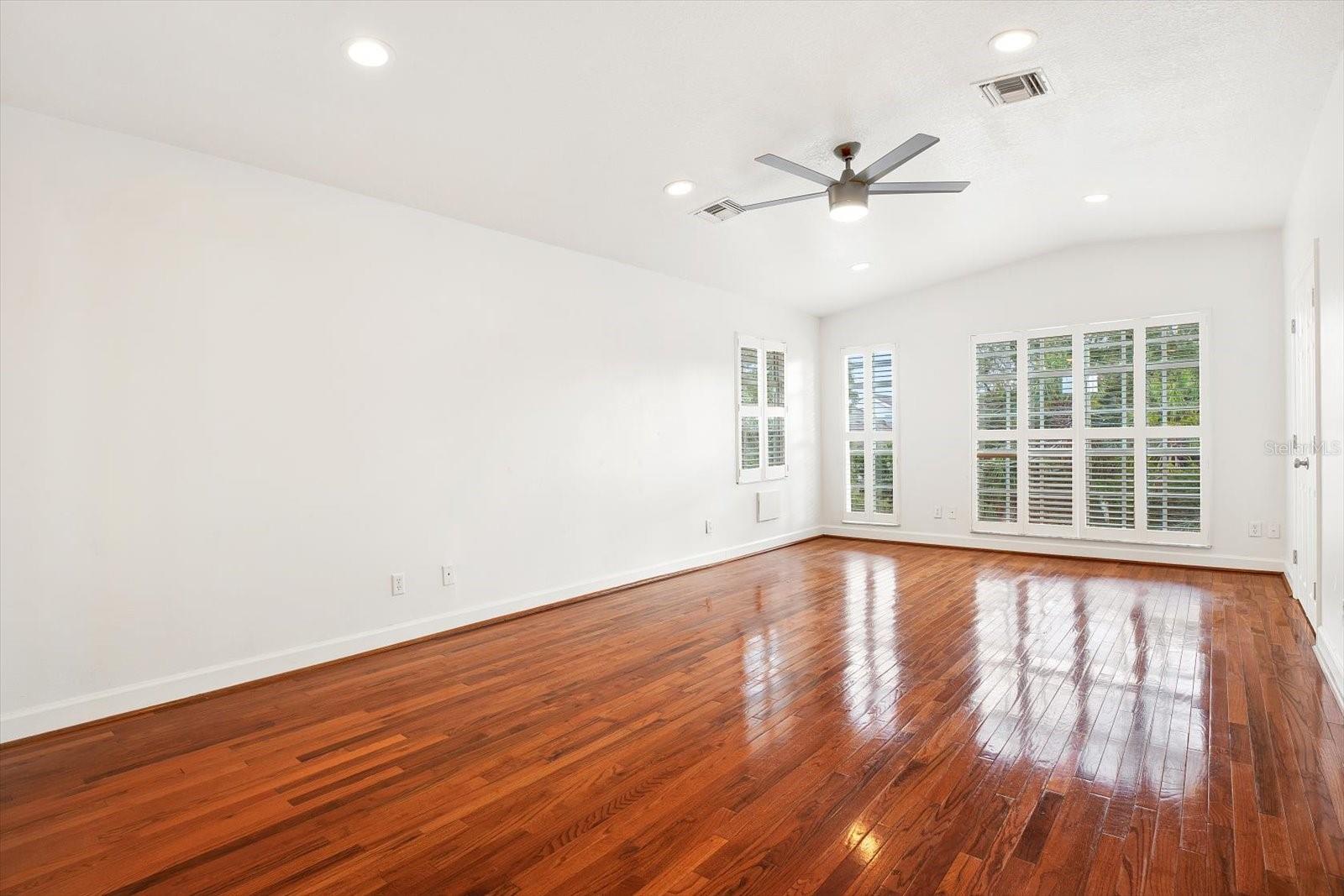 Image 19 of 40 For 3006 Julia Street C