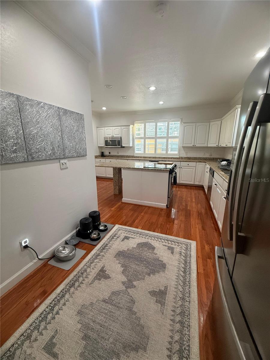 Image 6 of 40 For 3006 Julia Street C