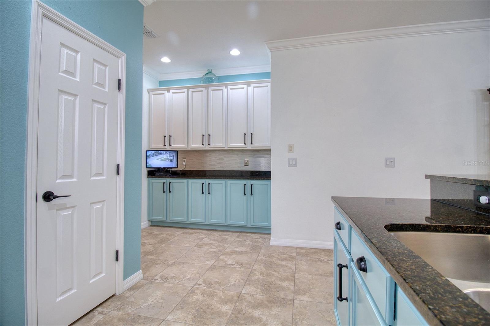 Image 11 of 71 For 2232 Parrot Fish Drive