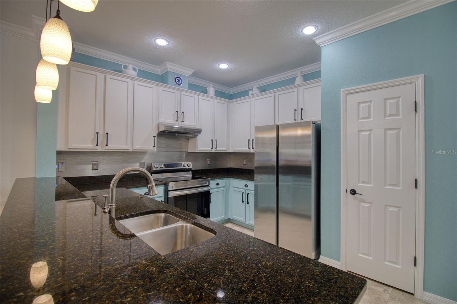 Image 16 of 71 For 2232 Parrot Fish Drive