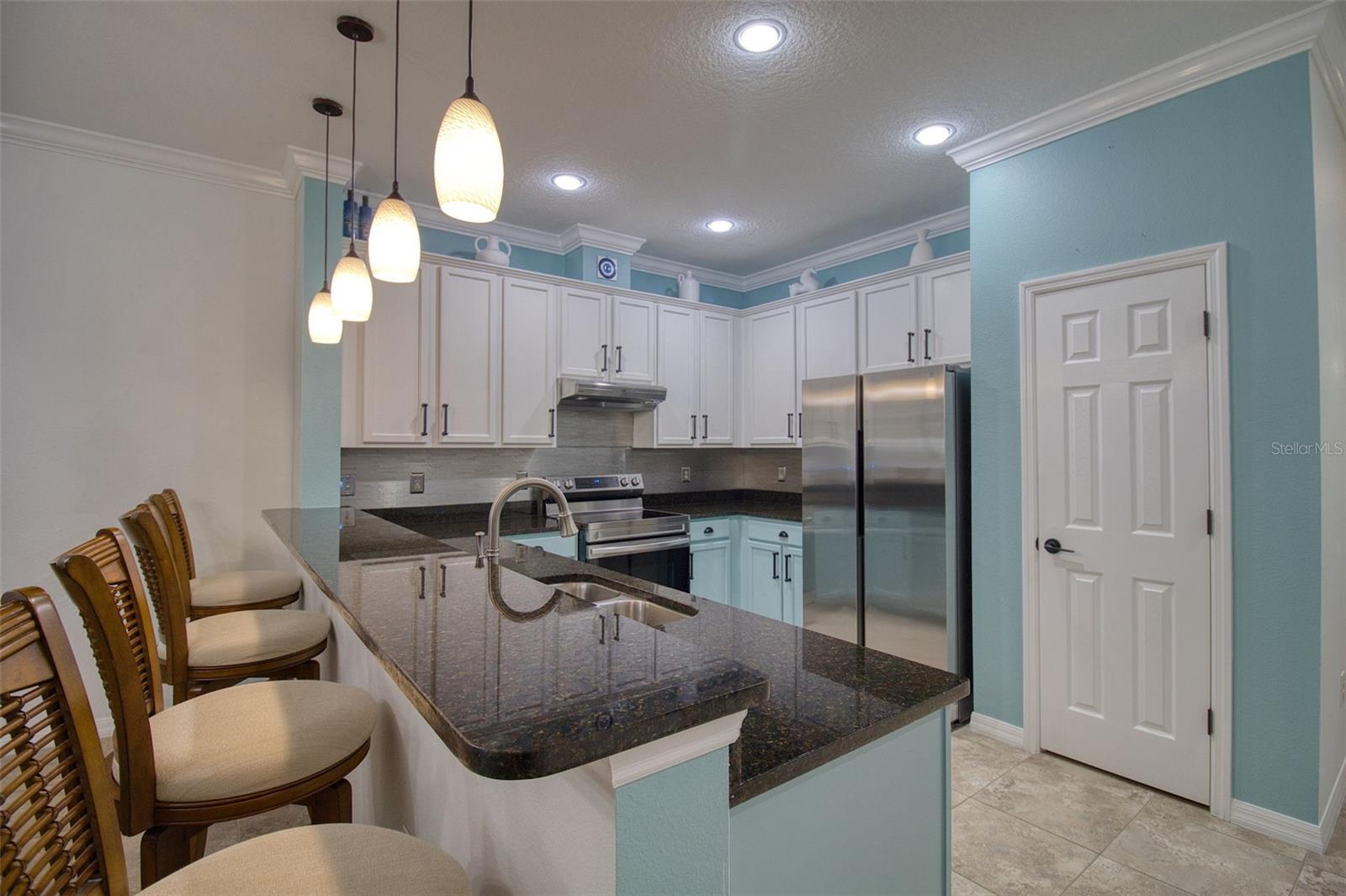 Image 18 of 71 For 2232 Parrot Fish Drive