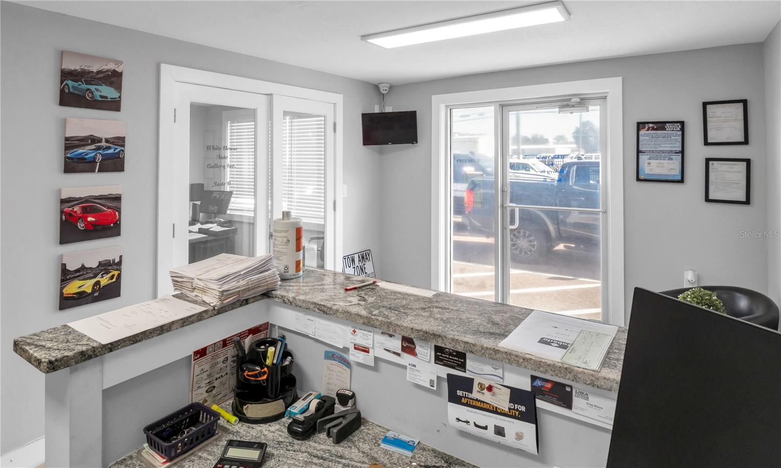 Image 11 of 29 For 4816 Cortez Avenue