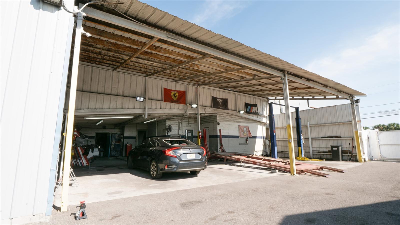 Image 15 of 29 For 4816 Cortez Avenue