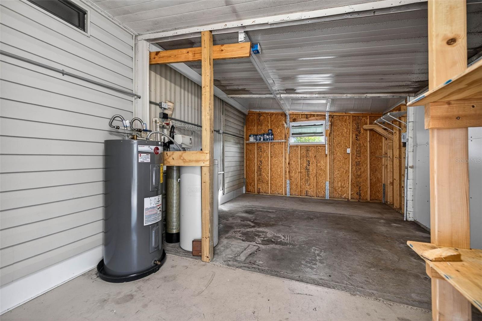 Image 21 of 35 For 3904 William Hume Drive