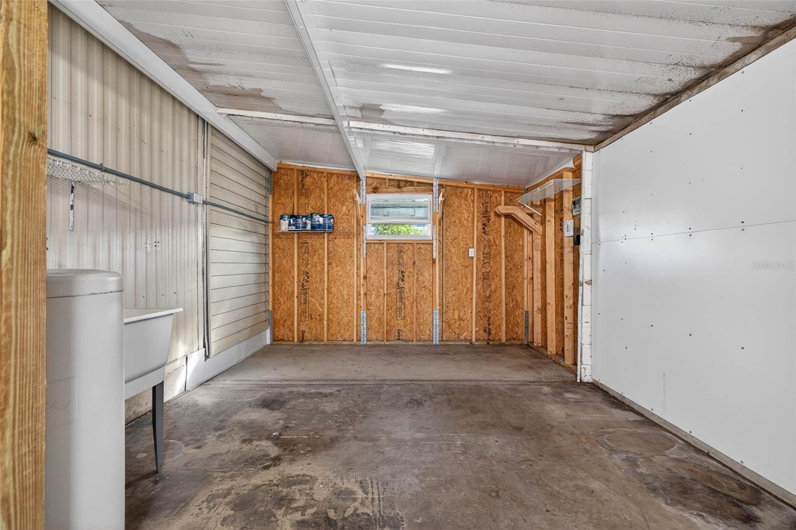 Image 22 of 35 For 3904 William Hume Drive