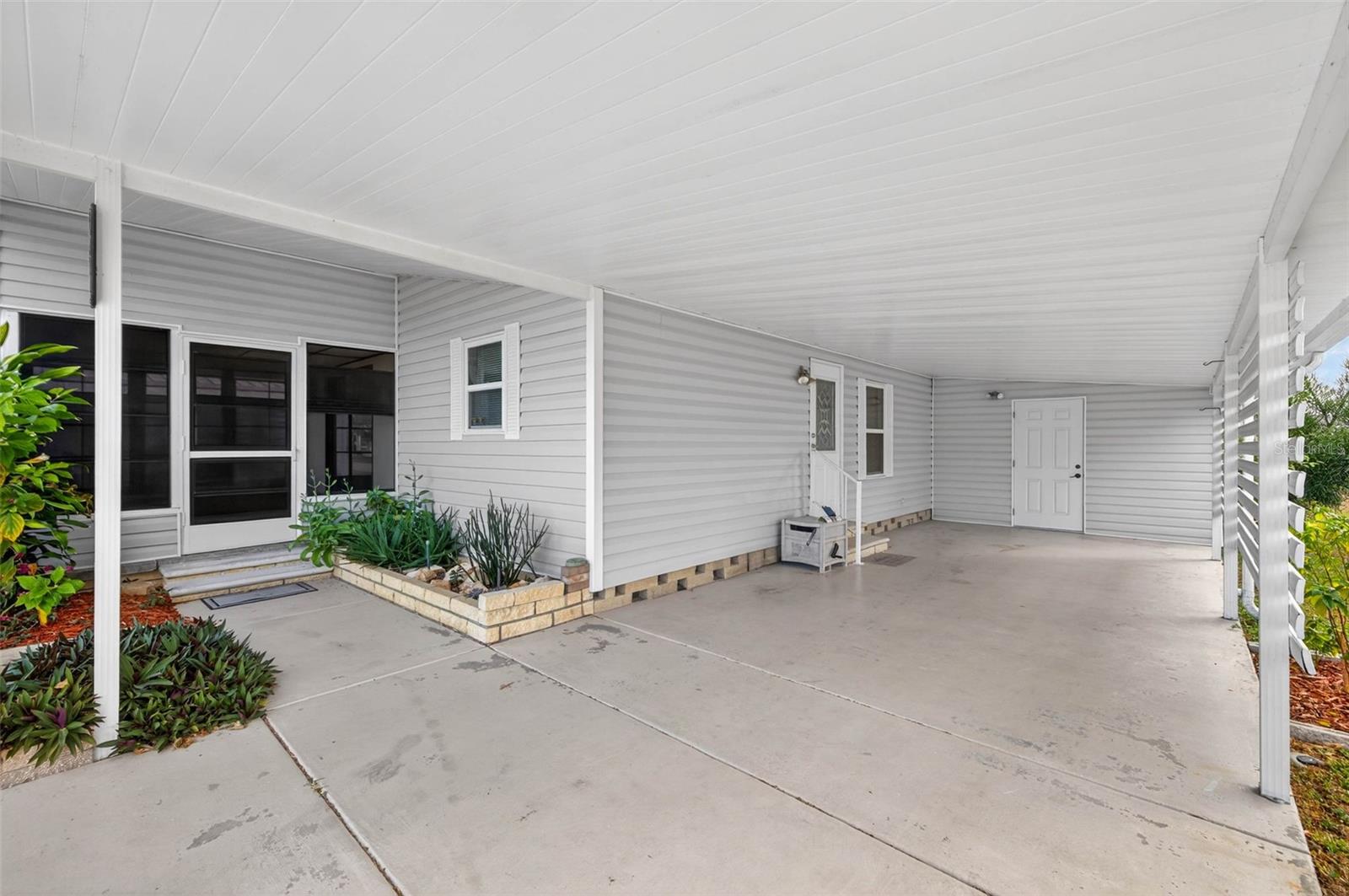 Image 3 of 35 For 3904 William Hume Drive