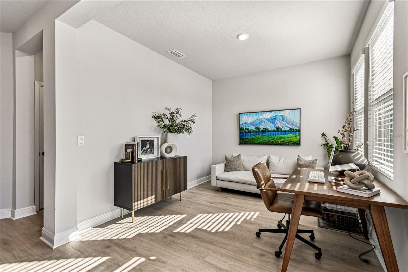 Listing photo id 1 for 28748 Rambutan Drive