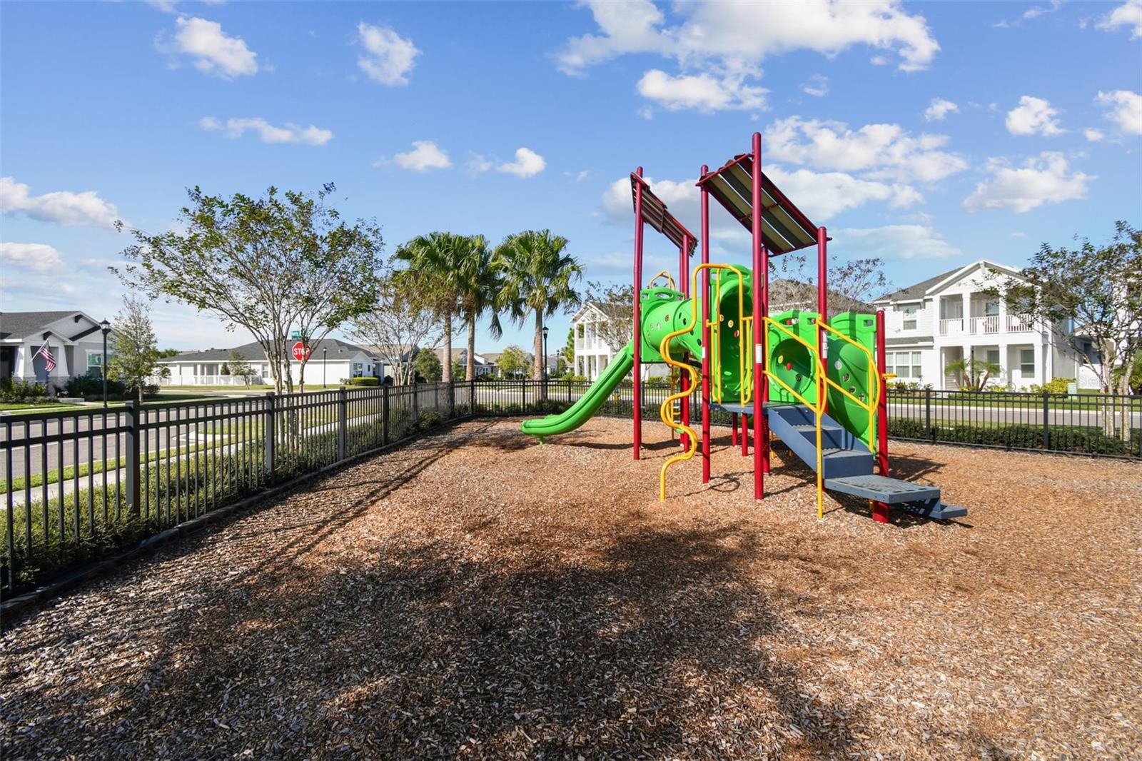 Listing photo id 32 for 28748 Rambutan Drive