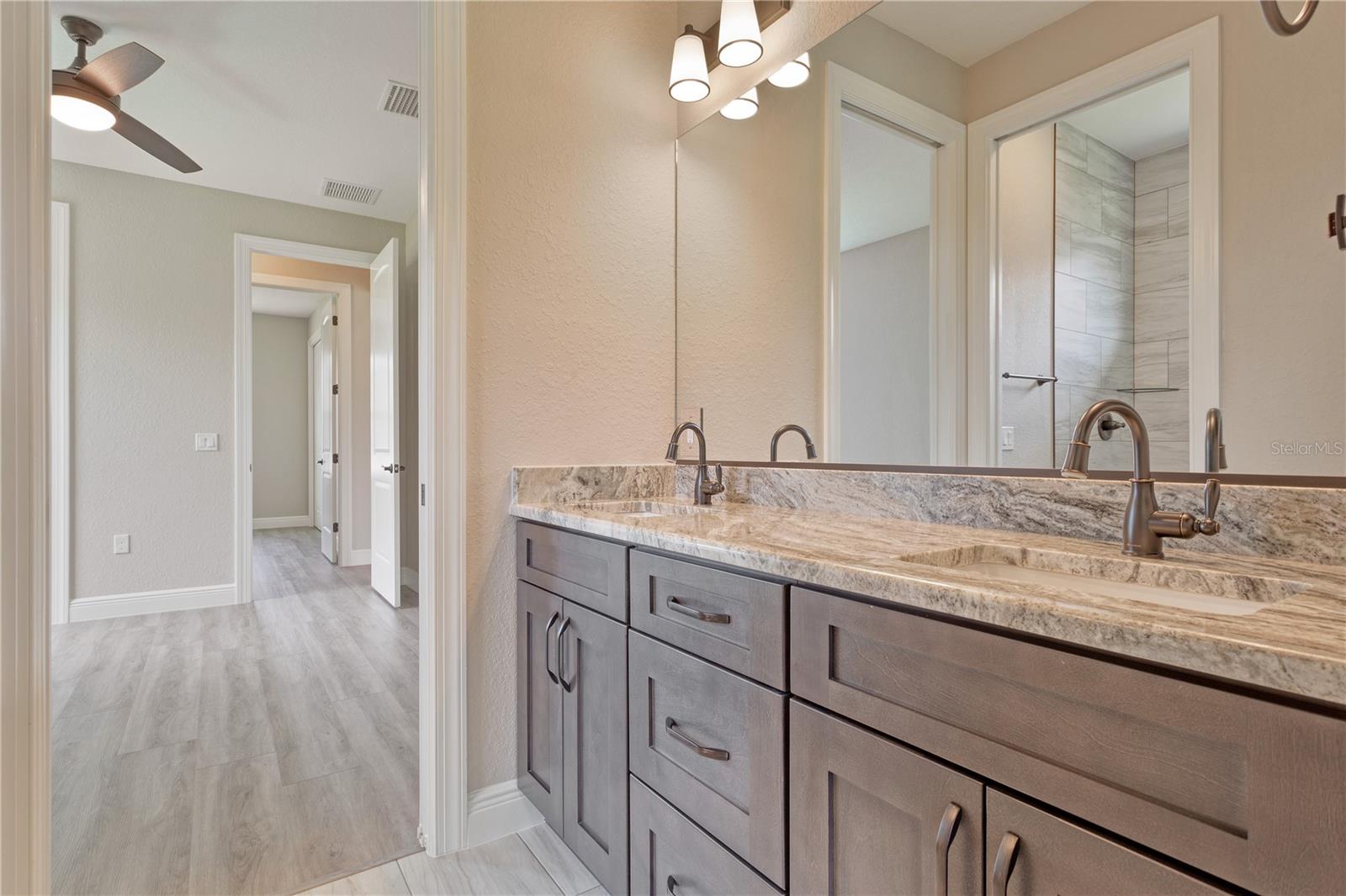 Image 20 of 28 For 17887 72nd Street Road