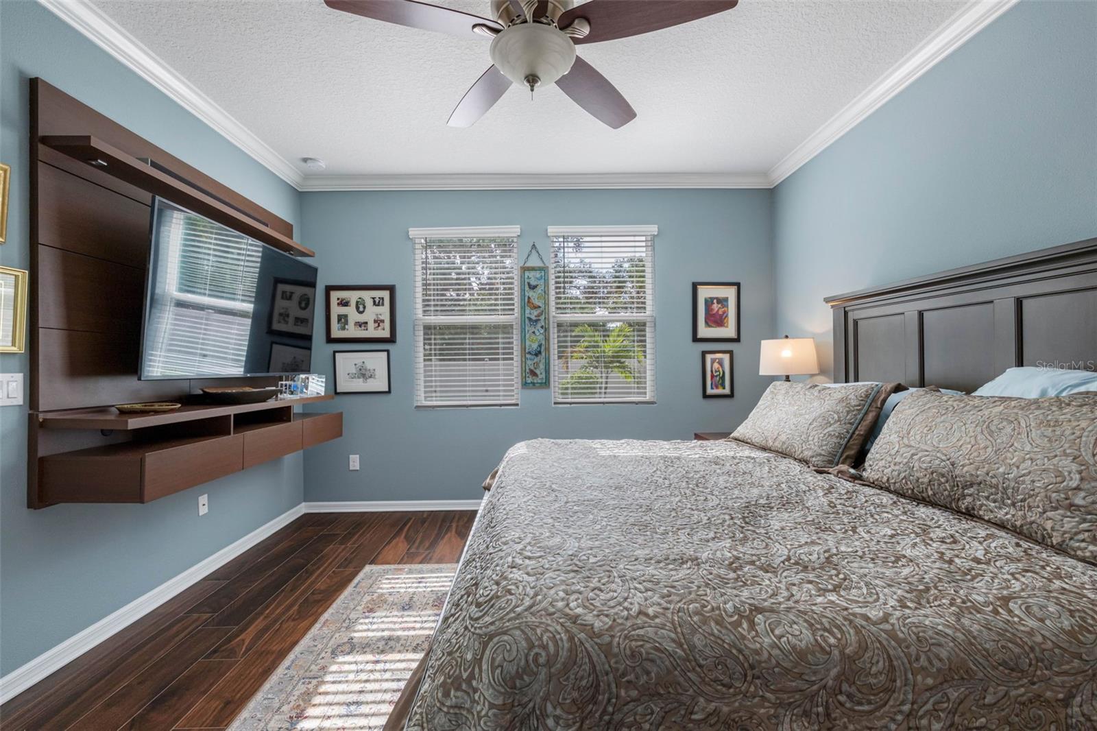 Image 19 of 46 For 5513 Los Robles Court