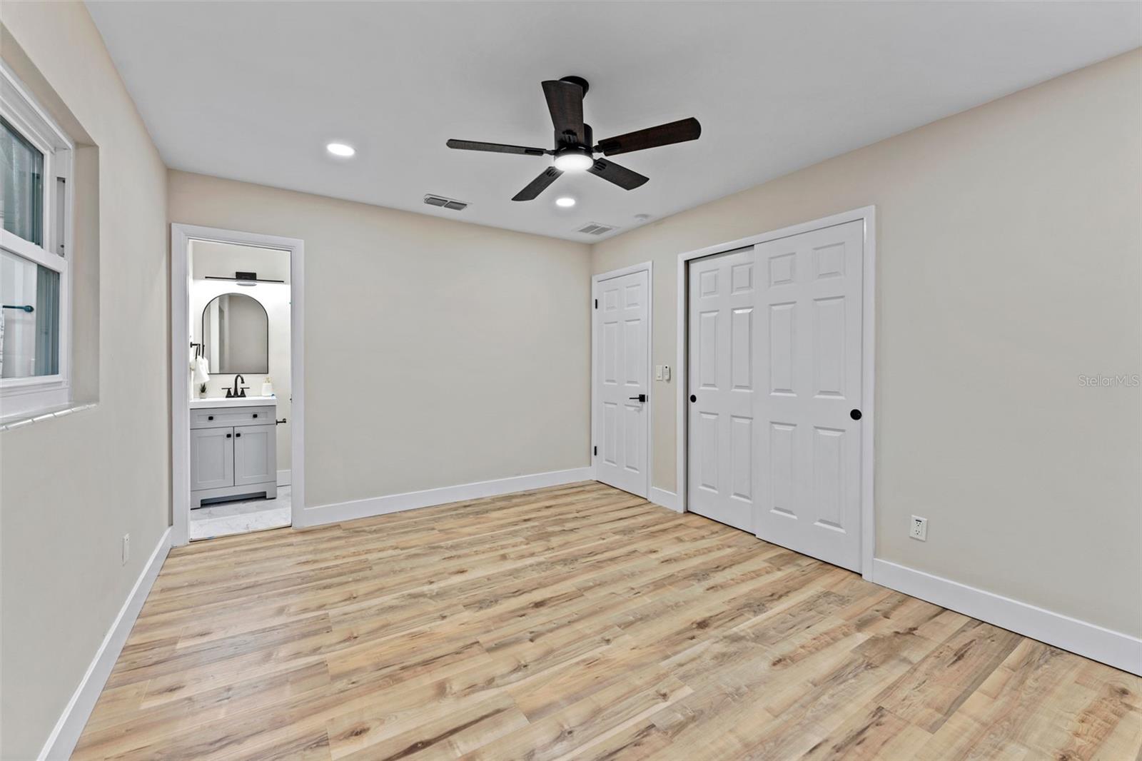 Image 26 of 39 For 2227 Alice Lane