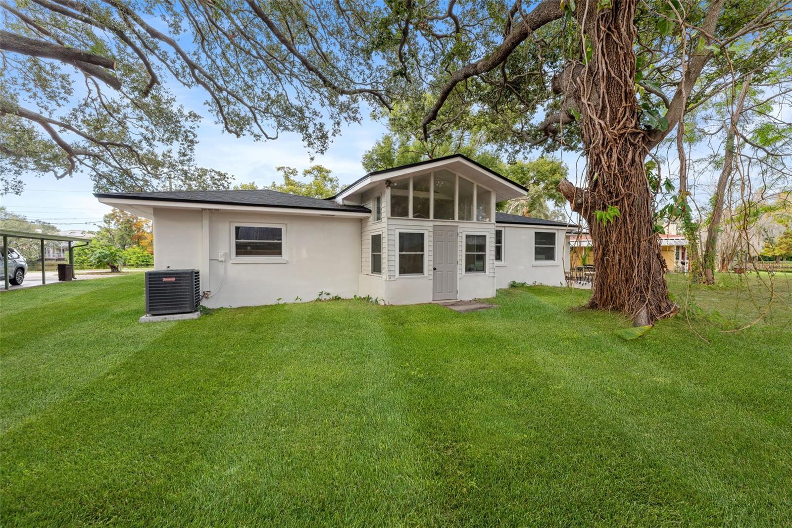 Image 44 of 49 For 2227 Alice Lane