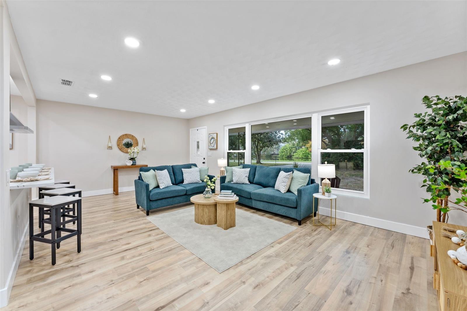 Image 7 of 39 For 2227 Alice Lane