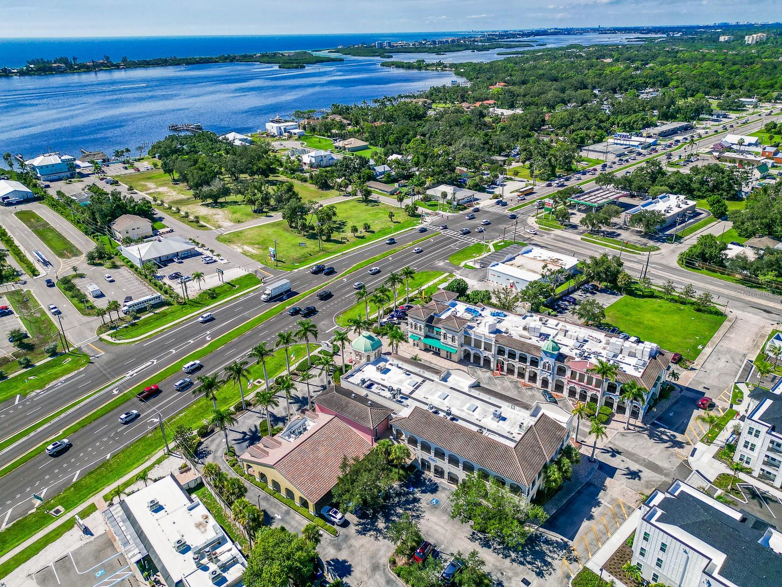 Image 17 of 22 For 3983 Destination Drive 102