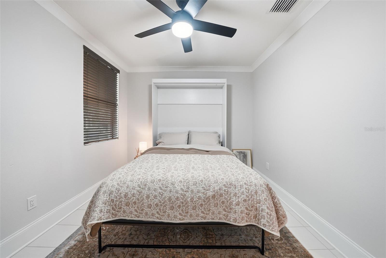 Image 22 of 75 For 2511 Grady Avenue 91