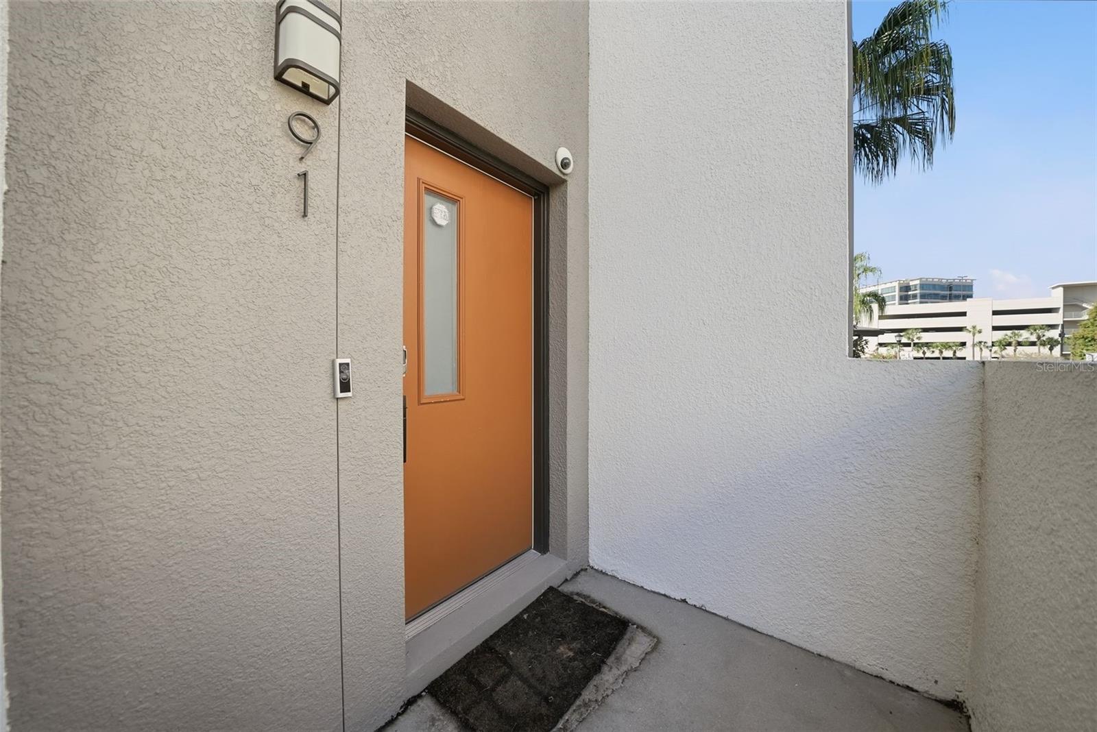 Image 26 of 75 For 2511 Grady Avenue 91