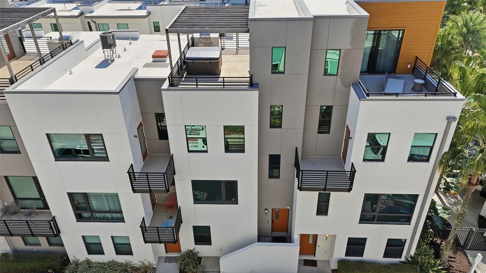 Image 58 of 75 For 2511 Grady Avenue 91