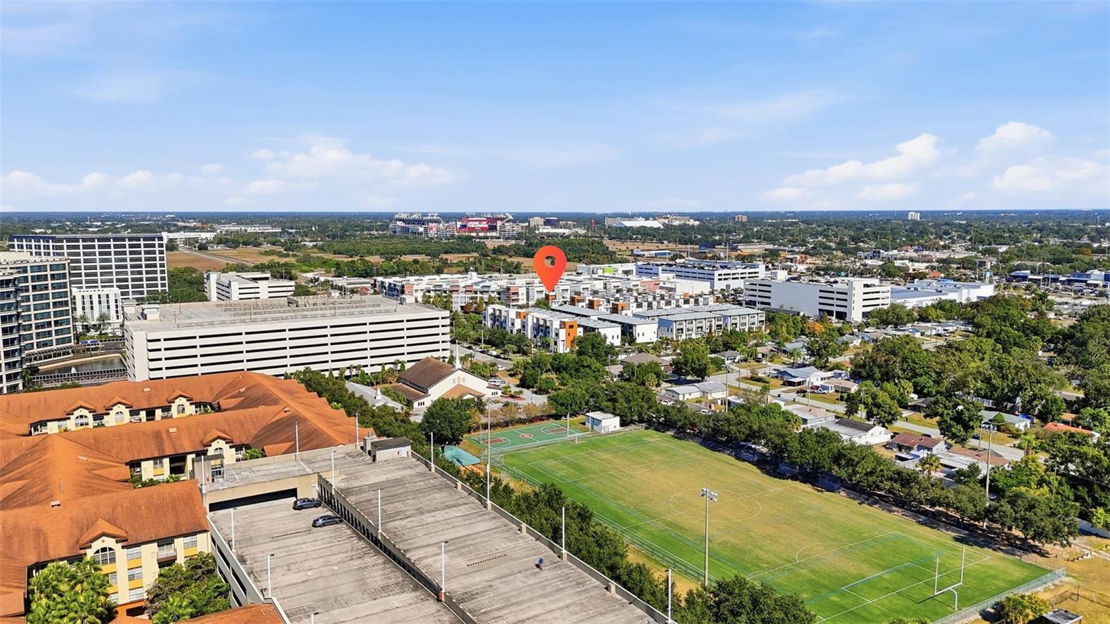 Image 62 of 75 For 2511 Grady Avenue 91