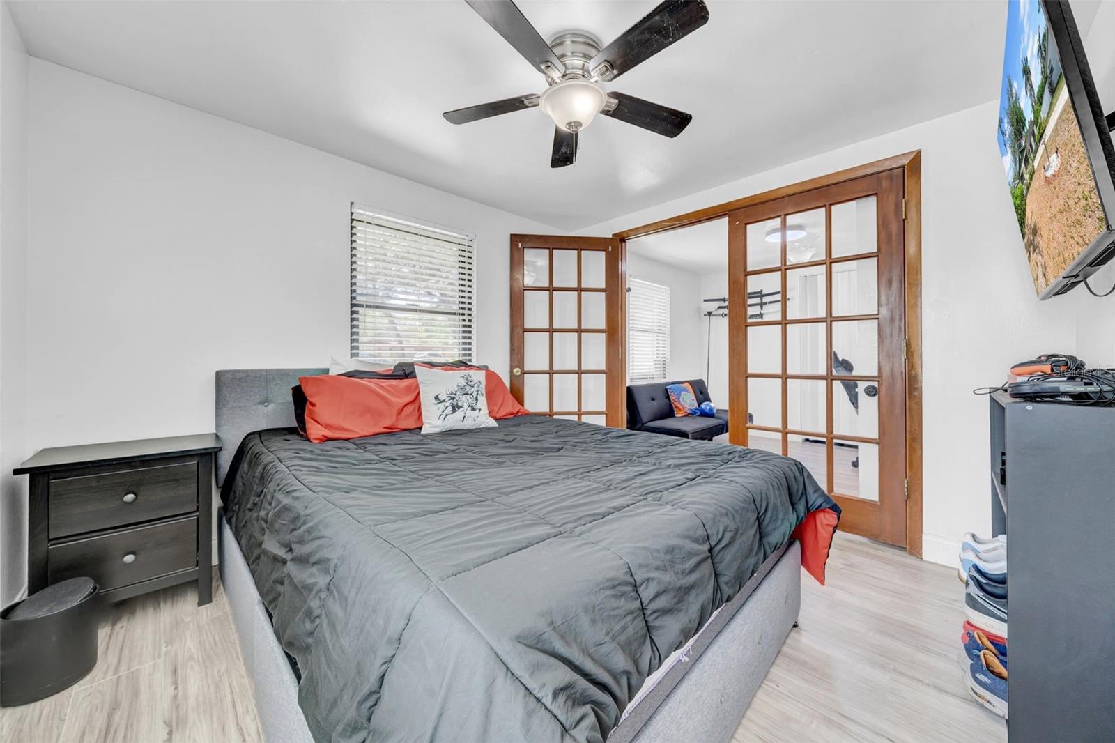 Image 14 of 23 For 8115 Ola Avenue