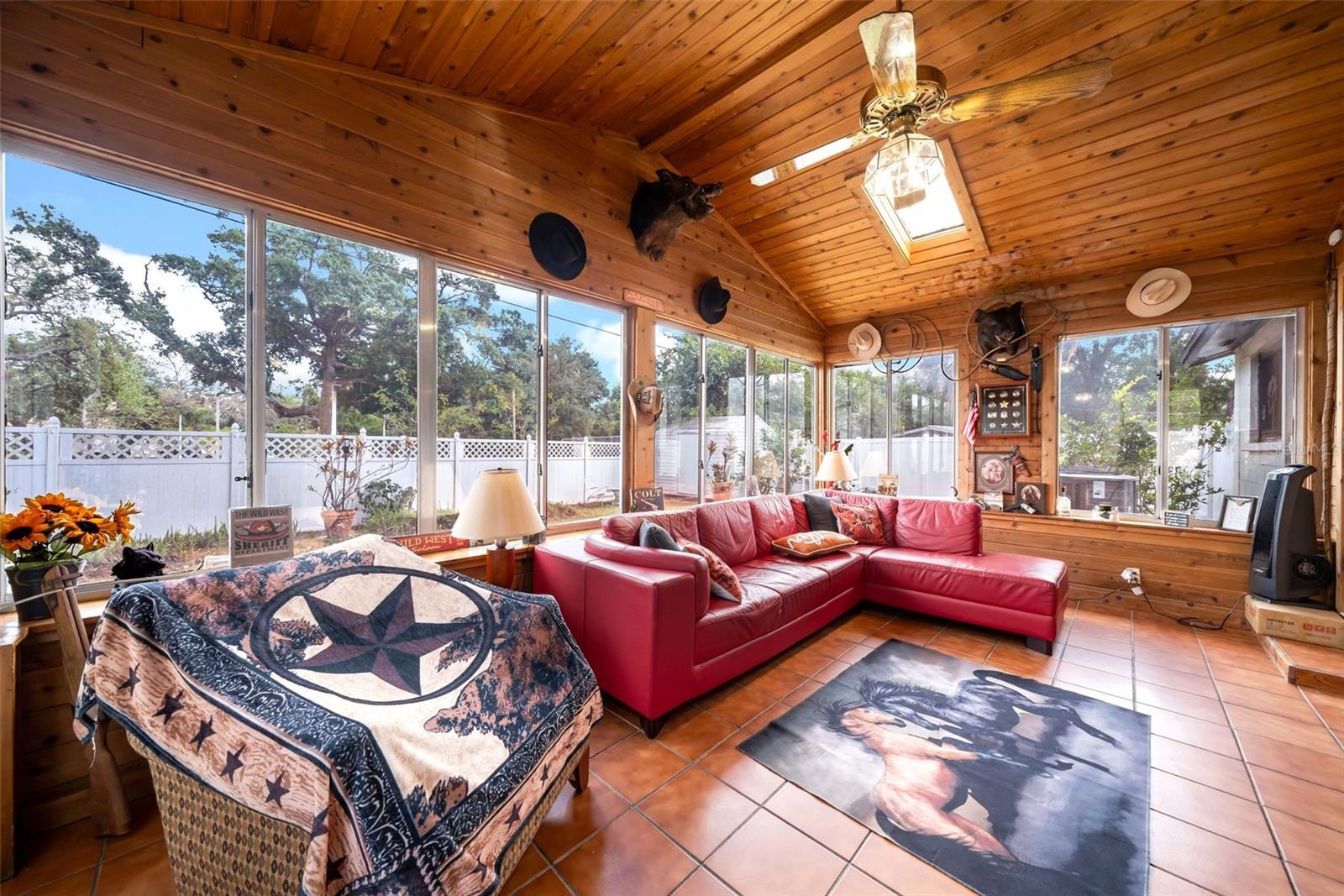 Image 17 of 23 For 8115 Ola Avenue