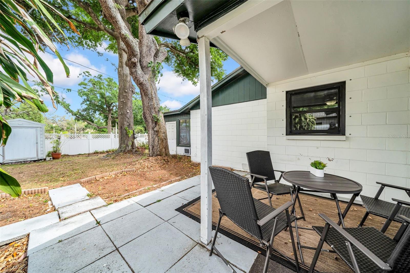 Image 22 of 23 For 8115 Ola Avenue