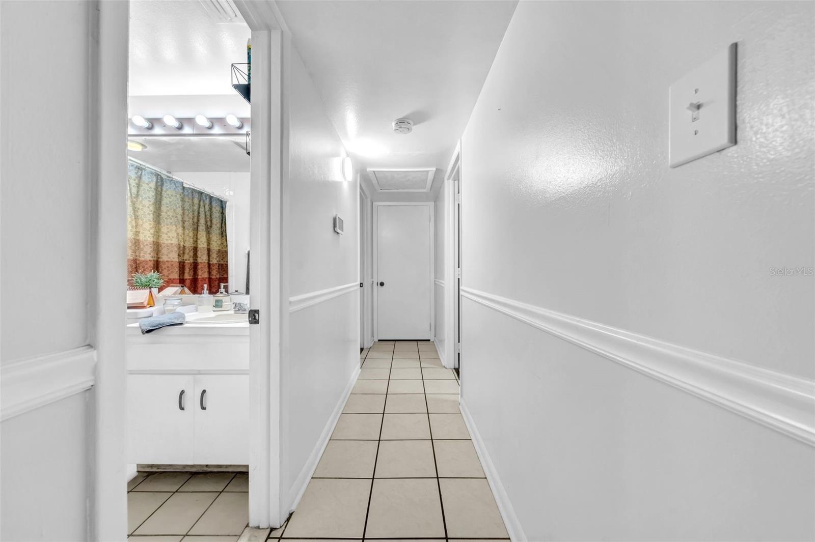 Image 7 of 23 For 8115 Ola Avenue