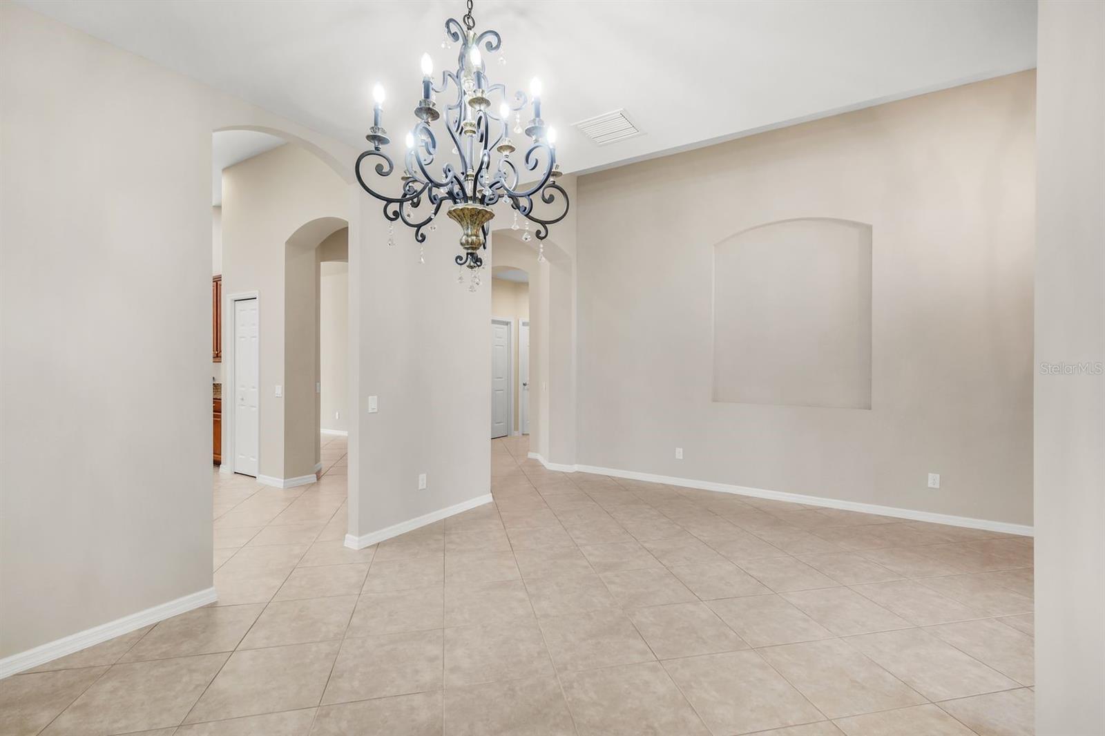 Image 11 of 33 For 2730 Brightside Court