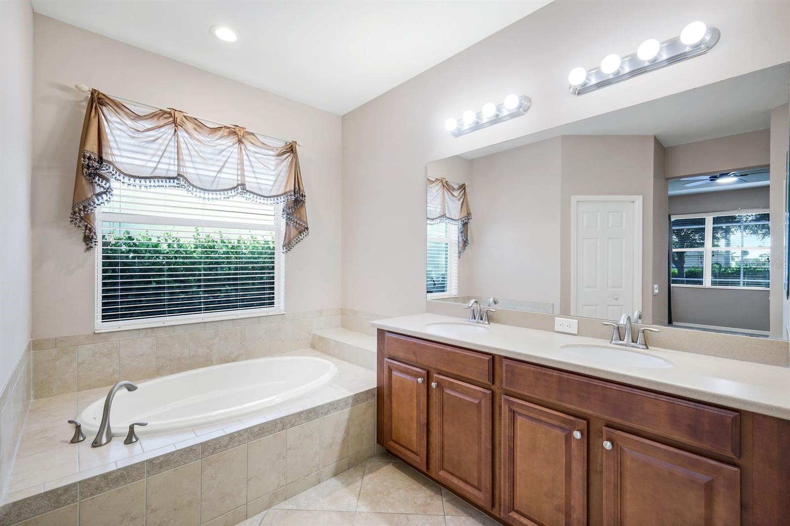 Image 24 of 33 For 2730 Brightside Court