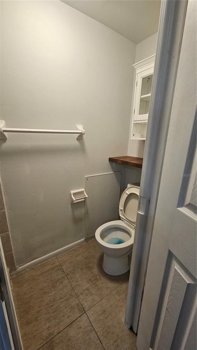 Image 14 of 21 For 3918 Oak Limb Court