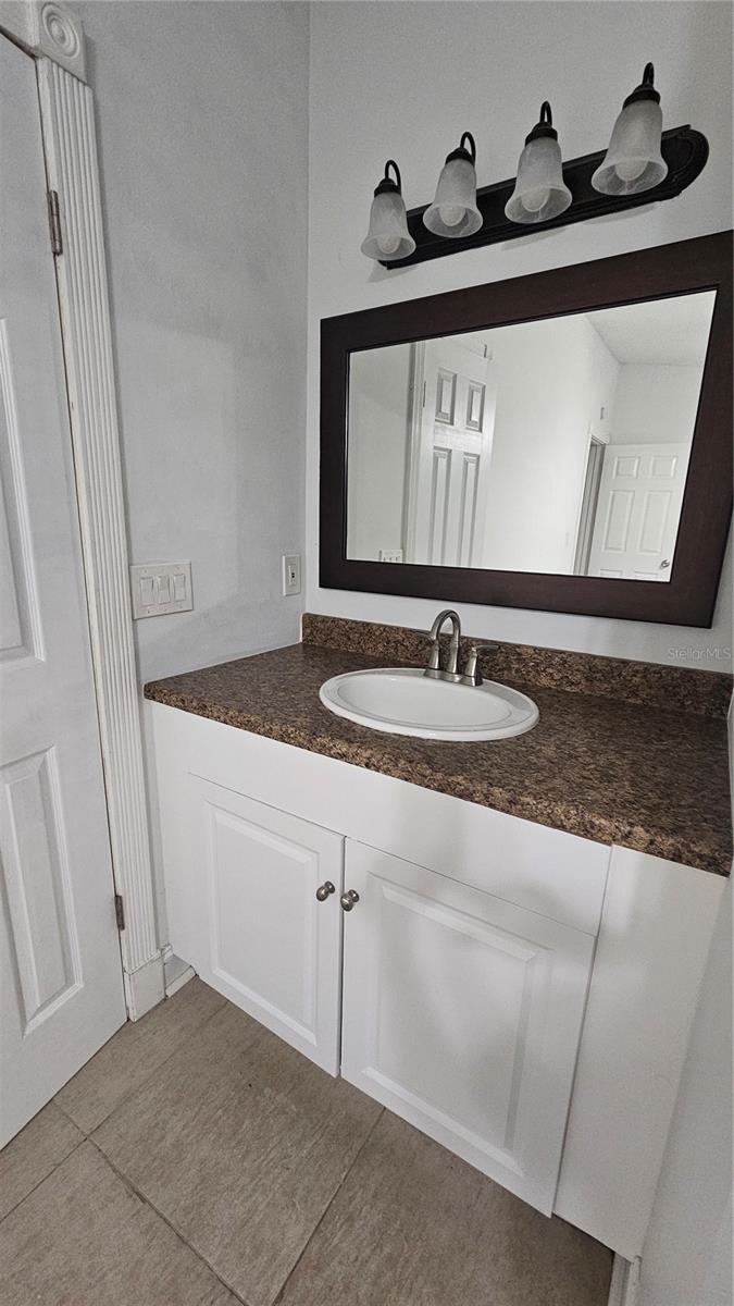 Image 15 of 21 For 3918 Oak Limb Court