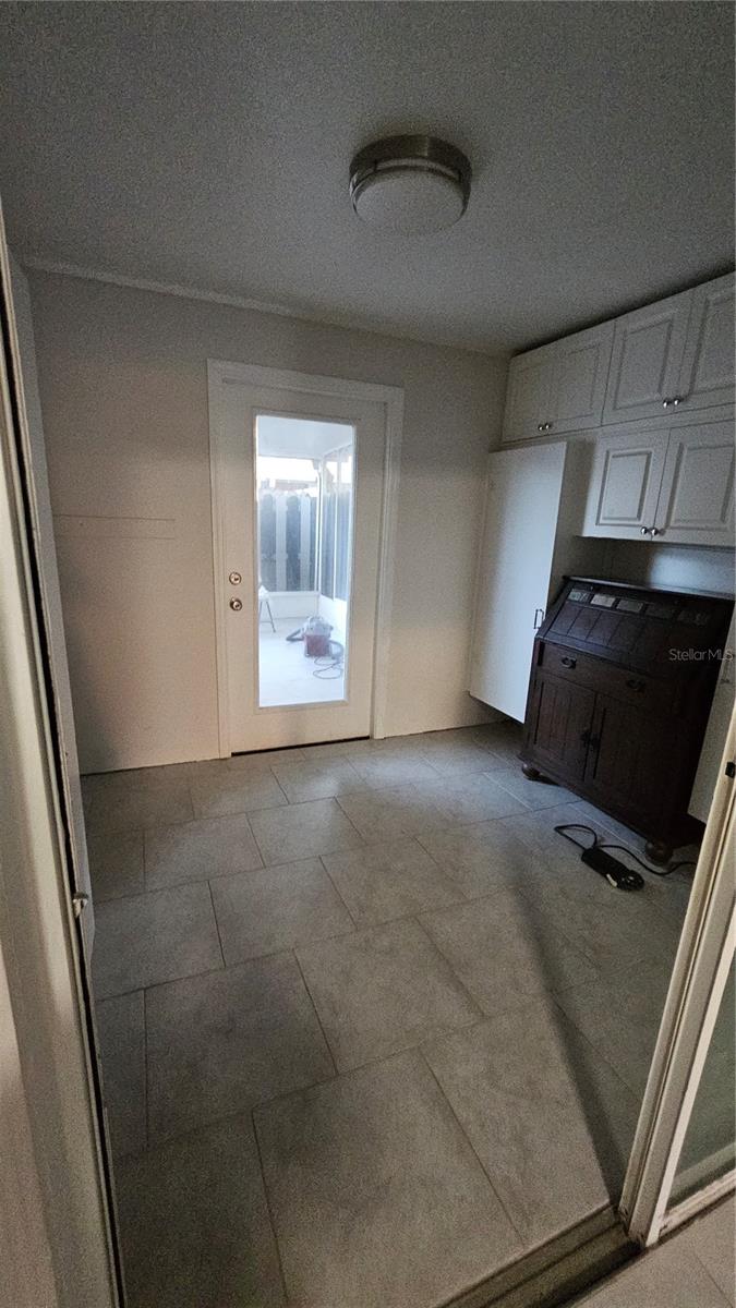 Image 18 of 21 For 3918 Oak Limb Court