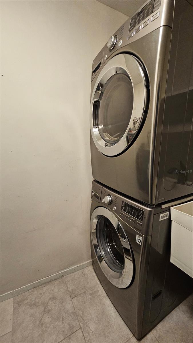 Image 20 of 21 For 3918 Oak Limb Court