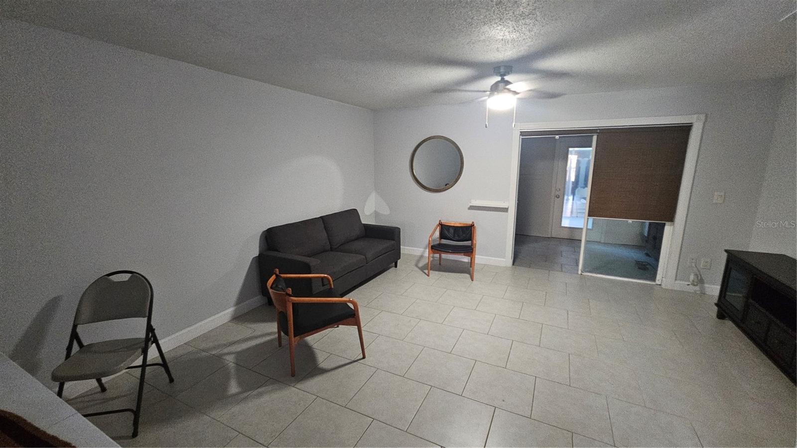 Image 3 of 21 For 3918 Oak Limb Court