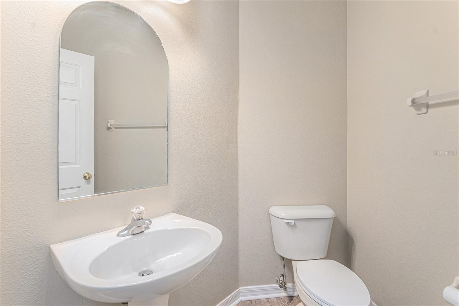 Image 12 of 28 For 8602 Sandy Plains Drive