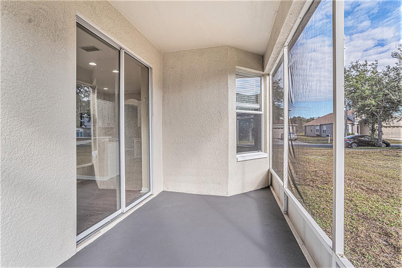 Image 23 of 28 For 8602 Sandy Plains Drive