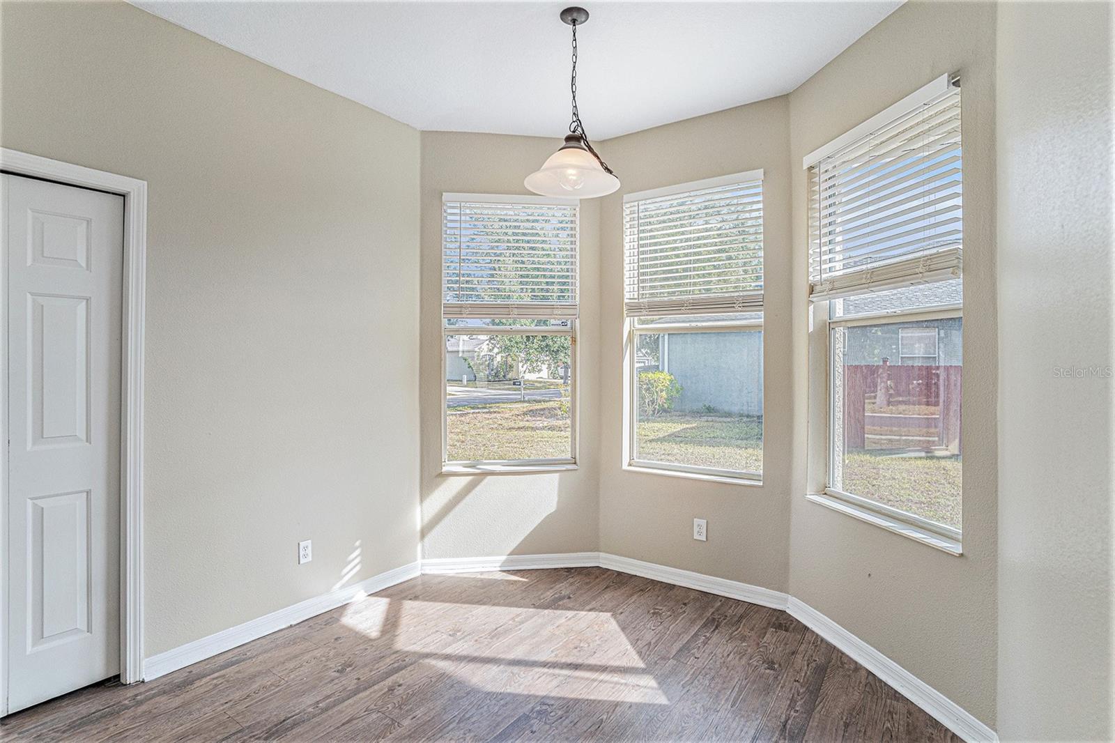 Image 8 of 28 For 8602 Sandy Plains Drive