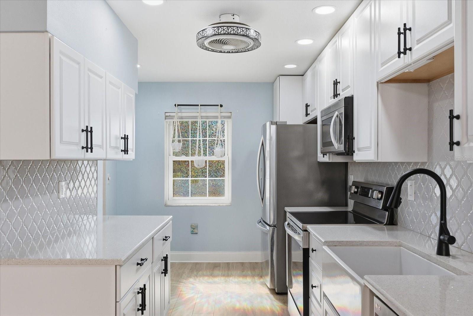 Image 12 of 32 For 8605 Bardmoor Boulevard 107a