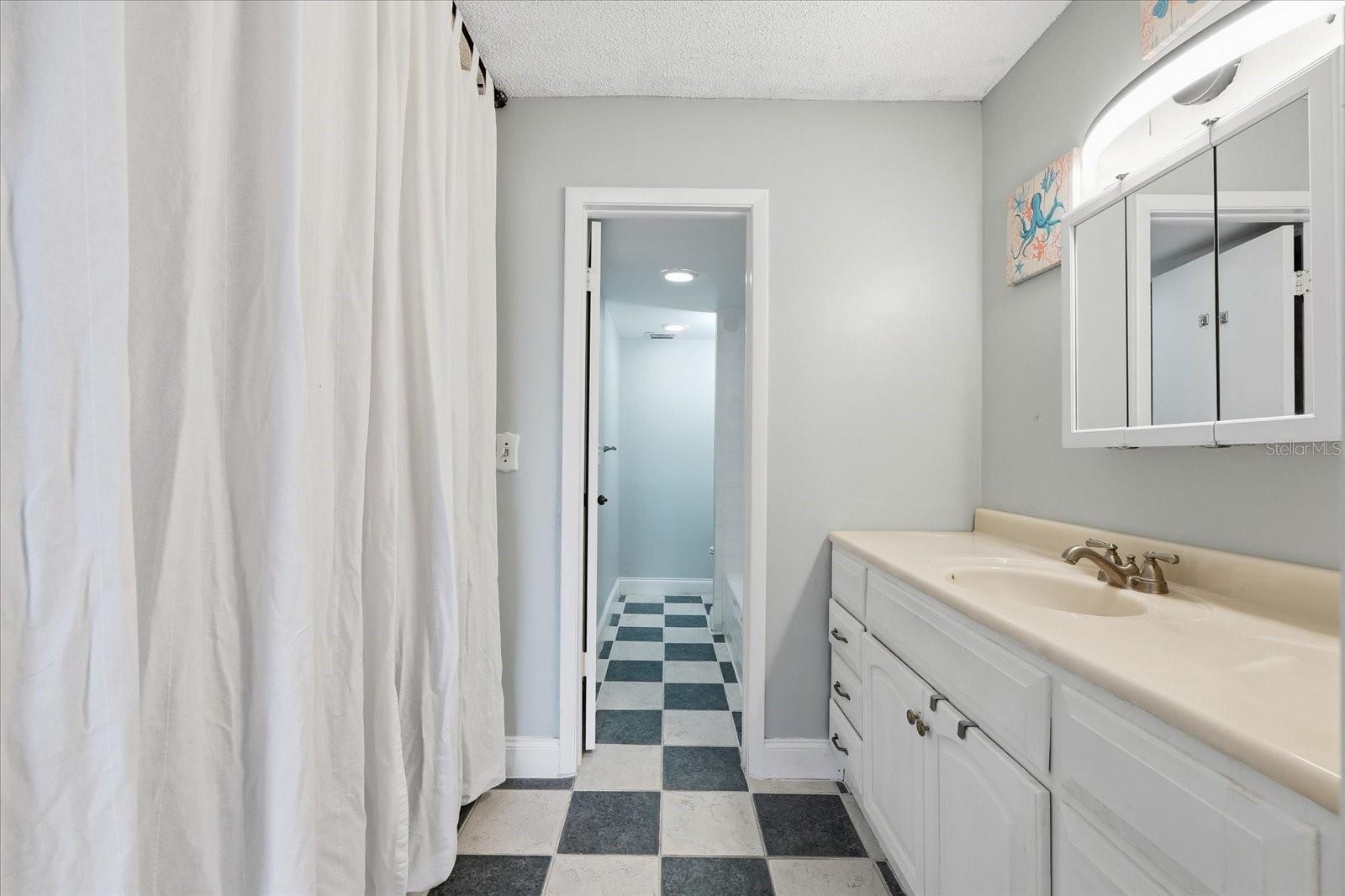 Image 17 of 32 For 8605 Bardmoor Boulevard 107a