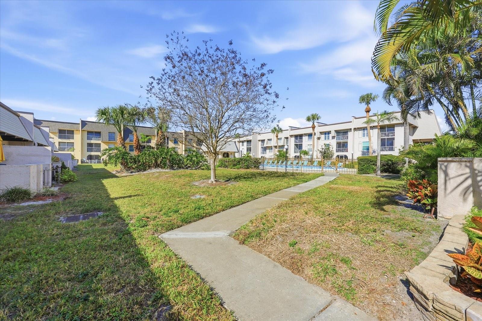 Image 29 of 32 For 8605 Bardmoor Boulevard 107a