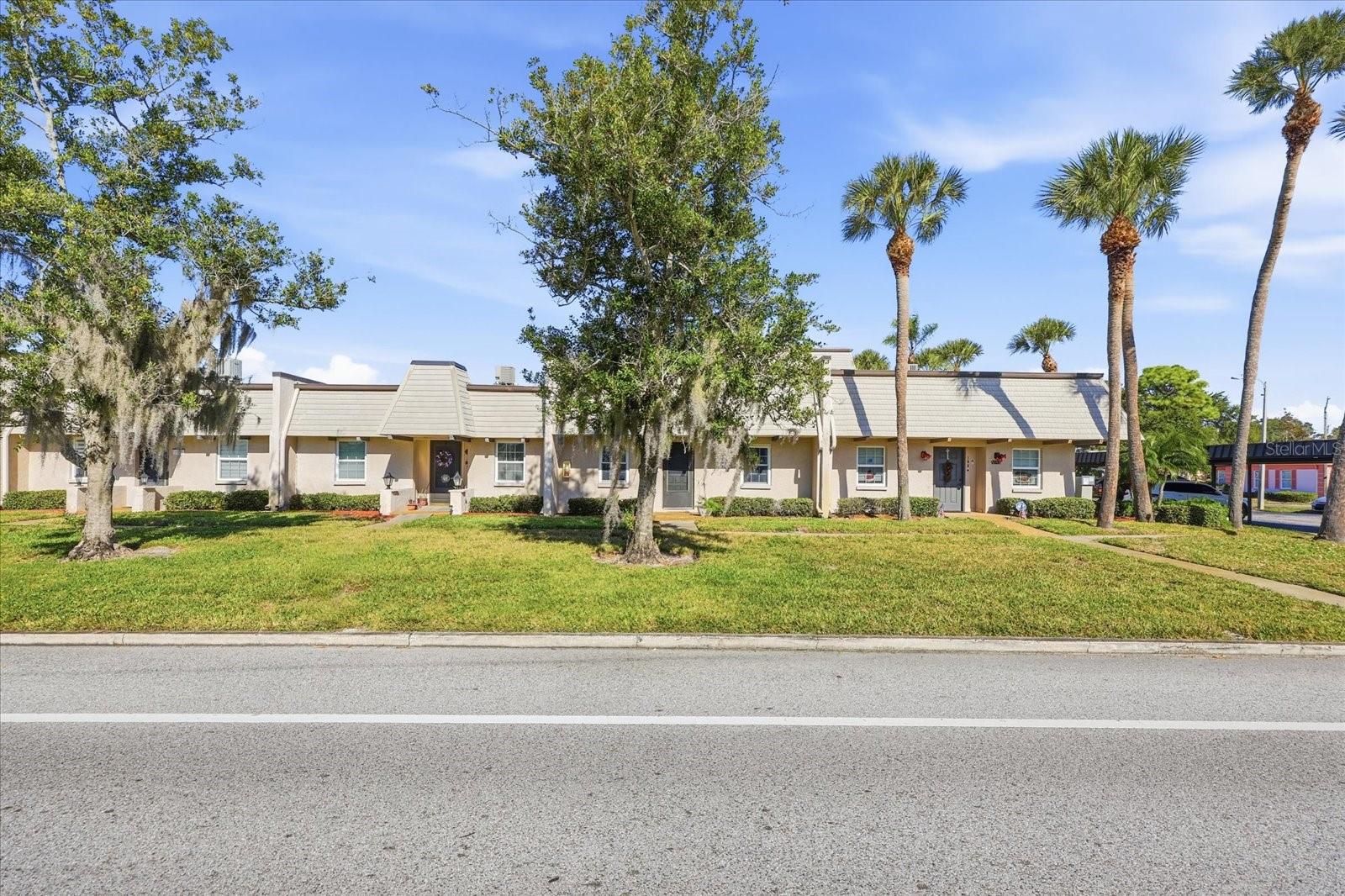 Image 3 of 32 For 8605 Bardmoor Boulevard 107a