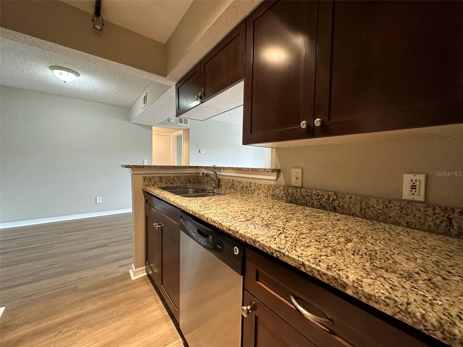 Image 12 of 27 For 10200 Gandy Boulevard N 224