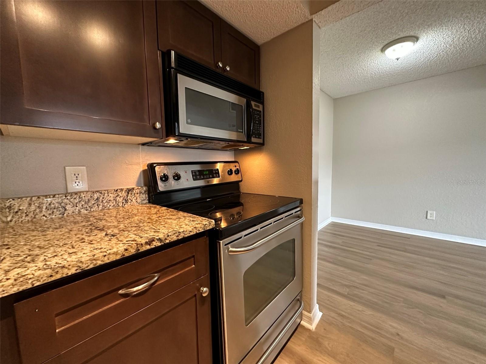 Image 13 of 27 For 10200 Gandy Boulevard N 224