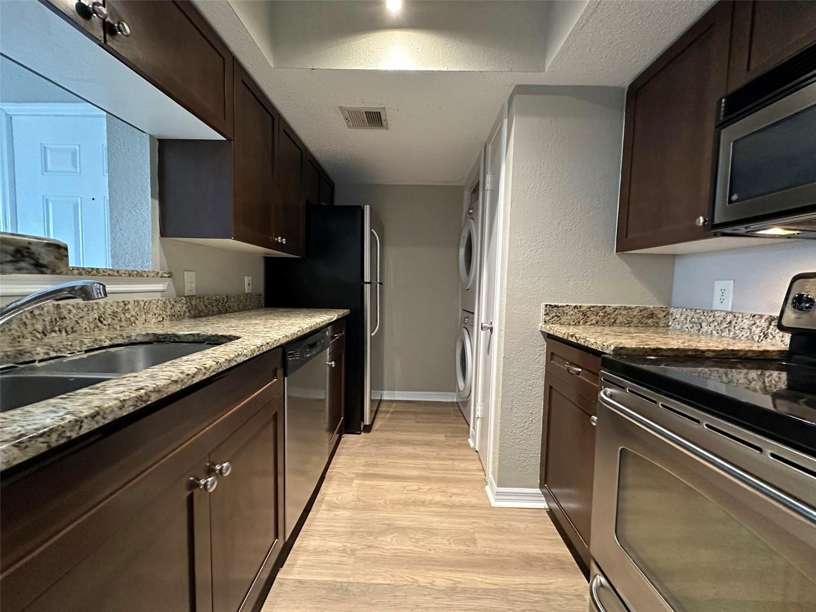 Image 8 of 27 For 10200 Gandy Boulevard N 224