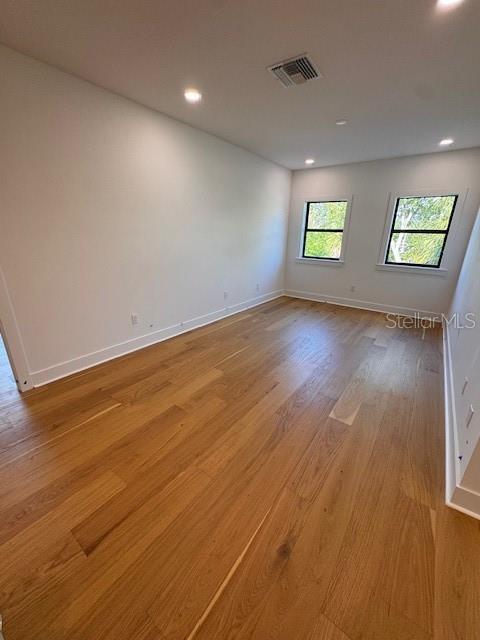 Image 12 of 22 For 3010 Esperanza Avenue