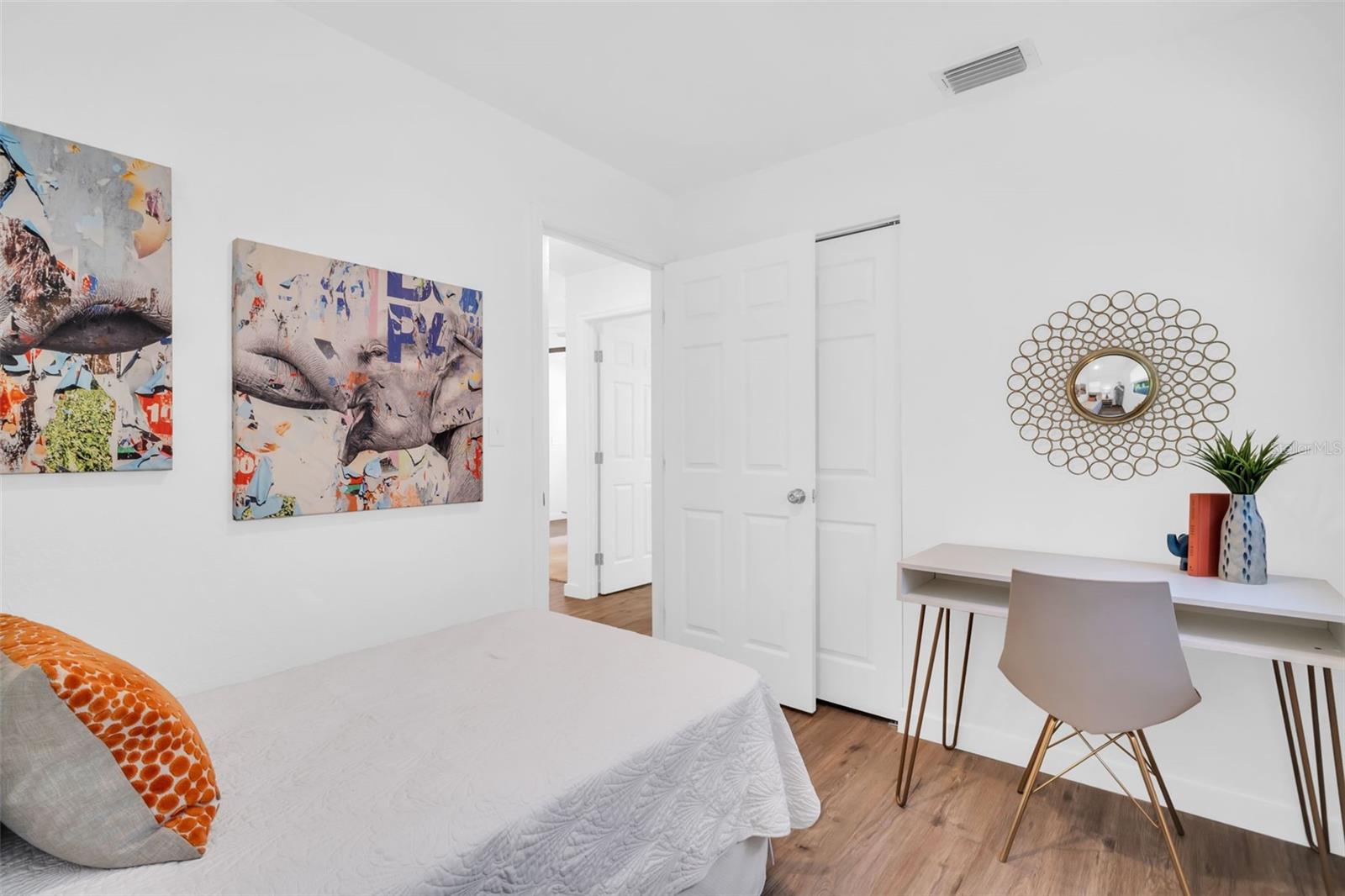 Image 19 of 32 For 6055 7th Avenue S